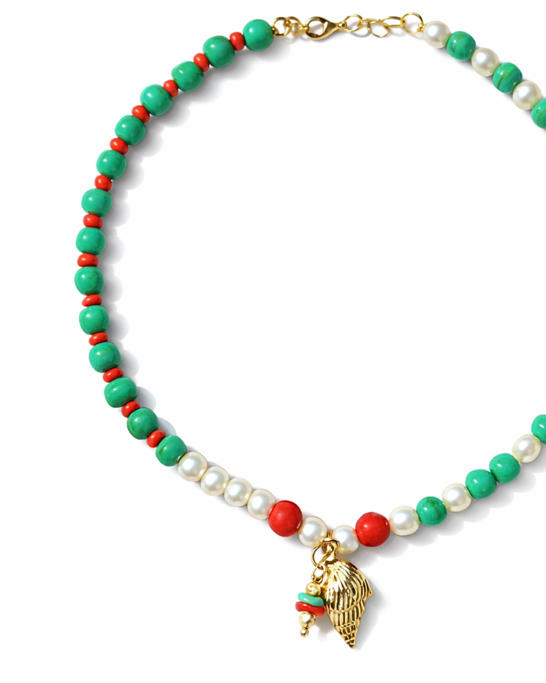 Shell pendant beaded necklace